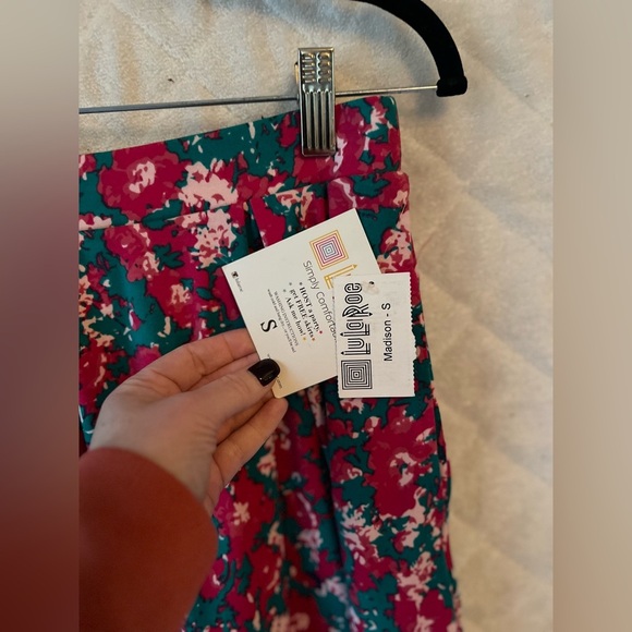 NWT Lularoe Madison Skirt - Picture 2 of 4
